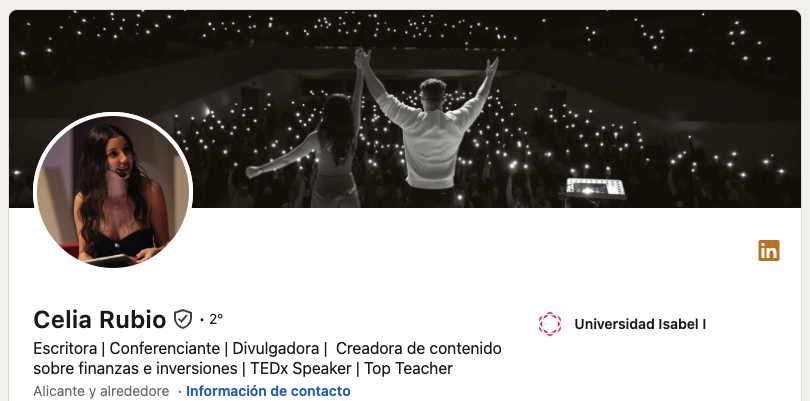 Perfil profesional de LinkedIn de Celia Rubio, escritora, divulgadora financiera y TEDx Speaker.